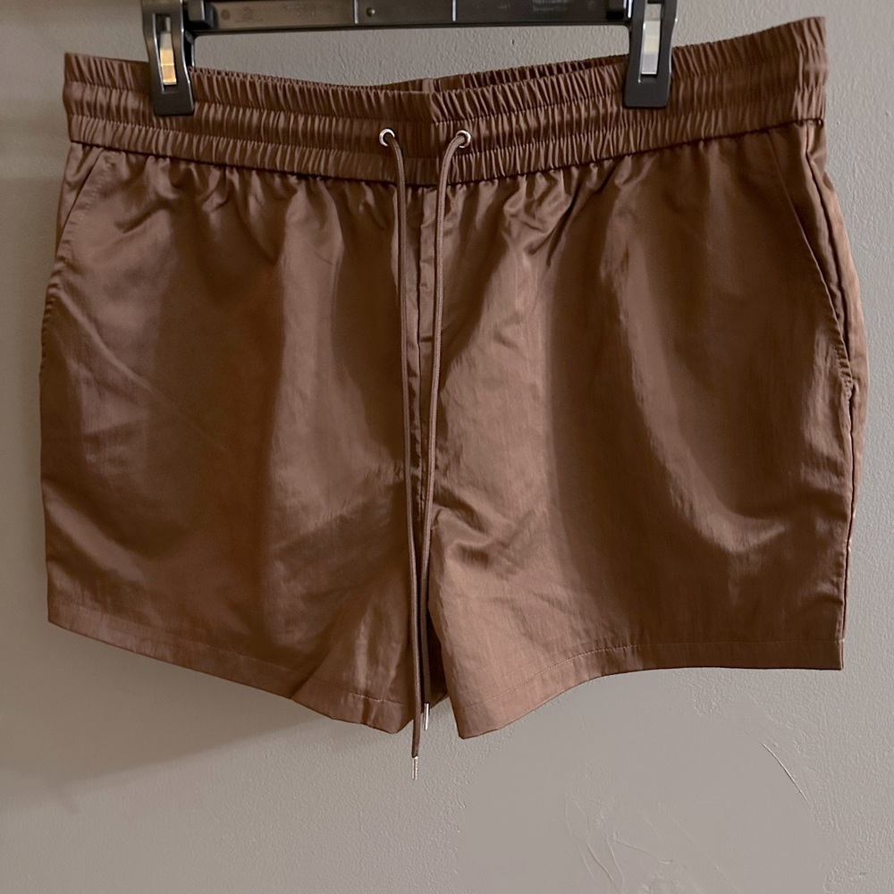 FOREVER21 LADIES SHORTS